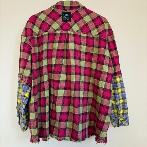 UO BDG One Way or Another Flannel Oversized Multicolor Plaid Pink Green Small - Picture 7 of 8